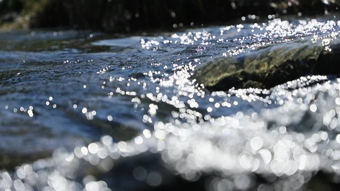 禅意  流水