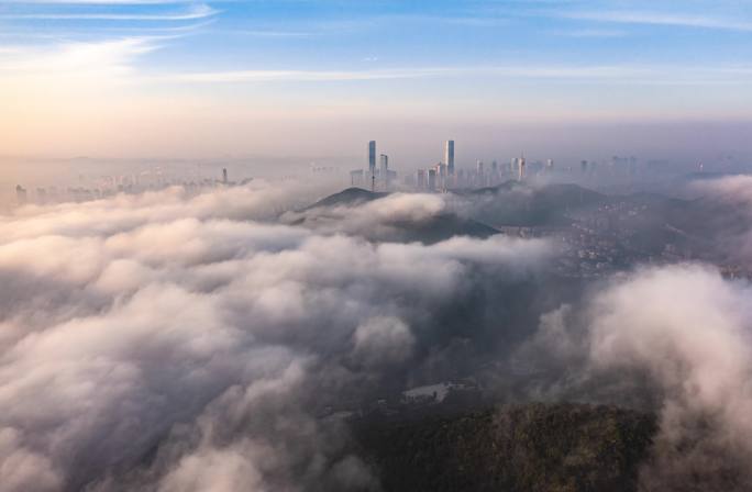 大气城市平流雾云海云端航拍