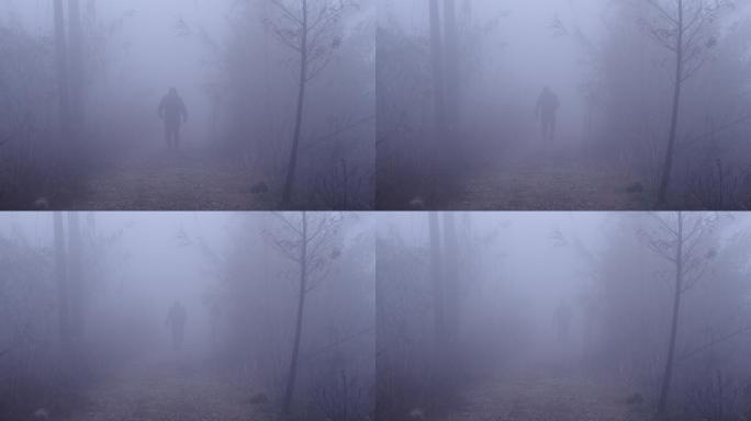 6K雾中远去的中年男人背影
