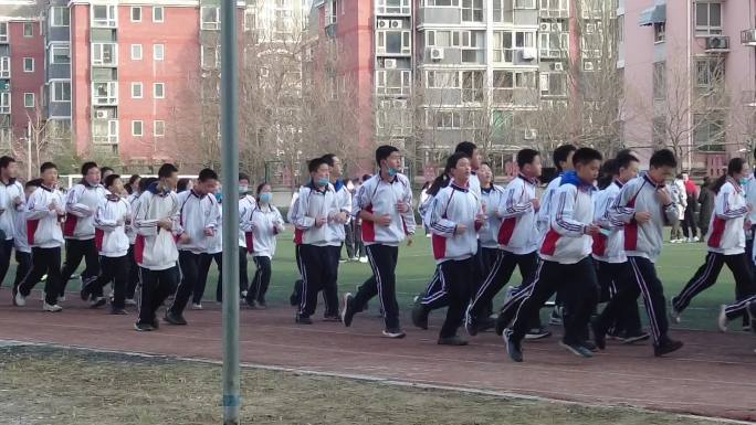 城市学校出操跑步体育课 北京地标
