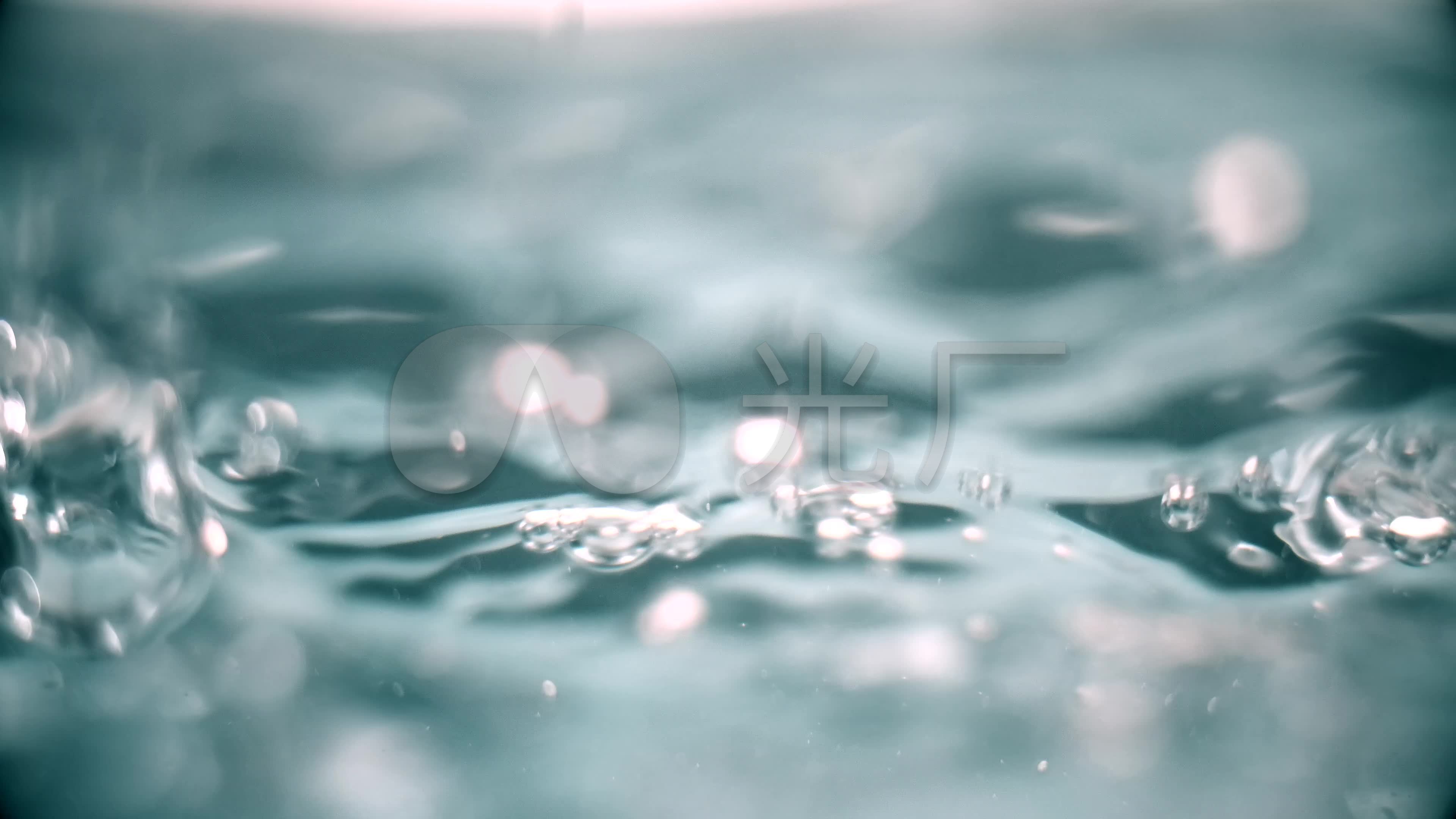 高清晰唯美水滴慢速拍摄壁纸-欧莱凯设计网