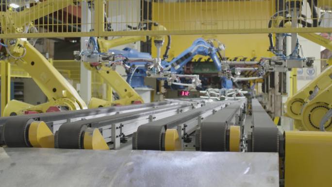 智能工厂机械手臂自动化产线