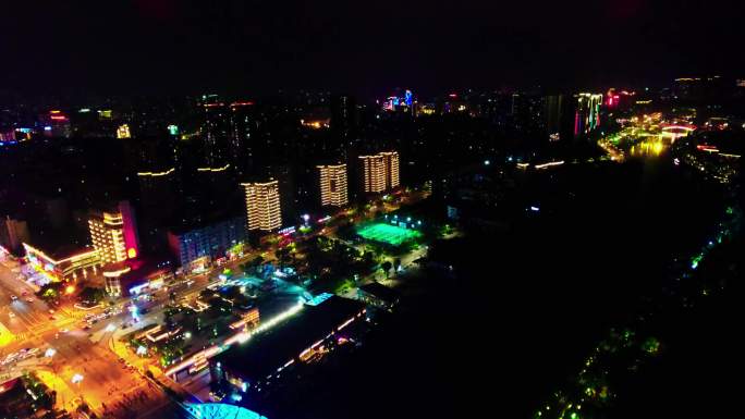 自贡网红桥周围街道夜景