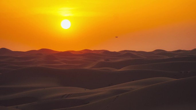延时拍摄沙漠日落风光