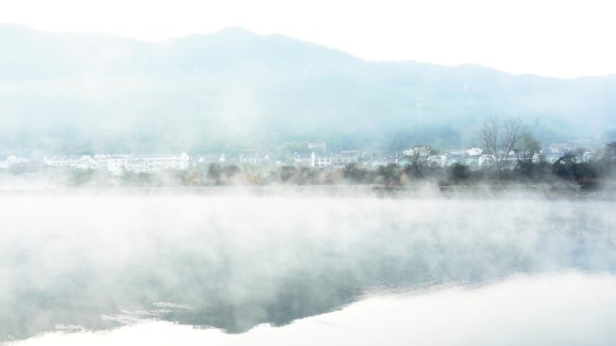 青弋江晨雾飘渺如入仙境山水画卷