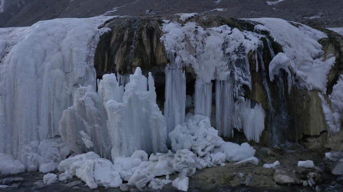 青海门源岗什卡雪峰