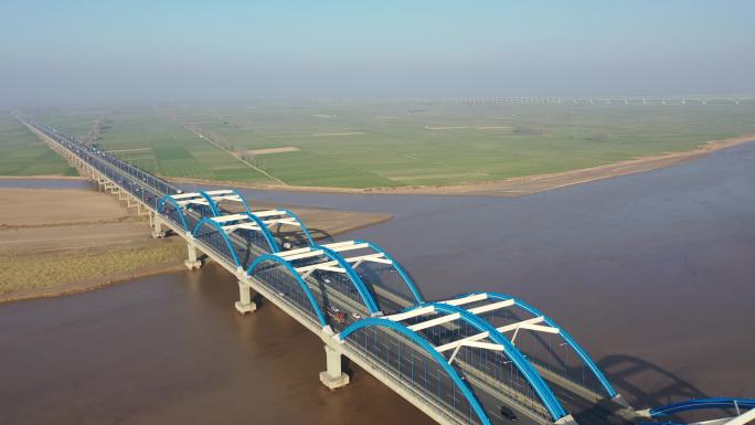 2k郑州黄河大桥河流车流田野航拍大景空镜