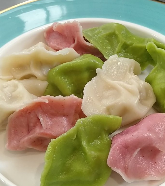 包饺子 水饺 冬至 吃饺子  彩色饺子