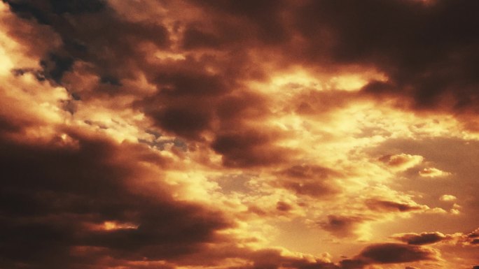 【HD天空】金色勾边云层大气恢弘傍晚多云