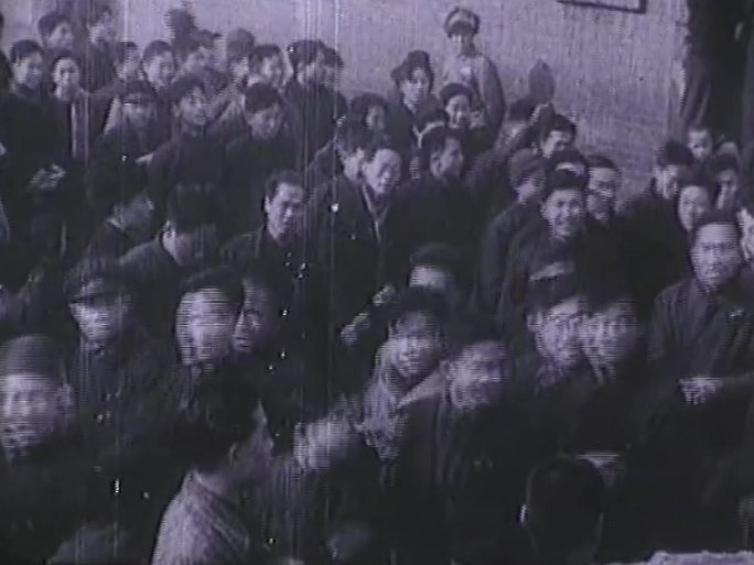 40年代解放军进入北平老视频