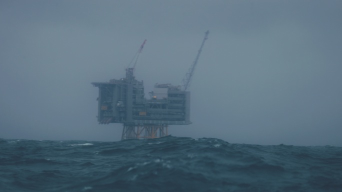 海上石油平台海底油井勘探