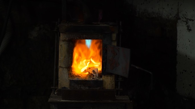 铁匠厂自制煤气火焰炉