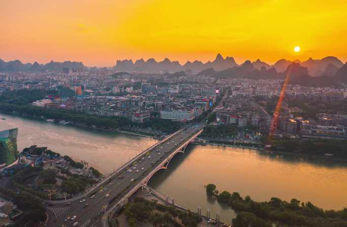 桂林解放桥市区城市漓江山水日落航拍延时