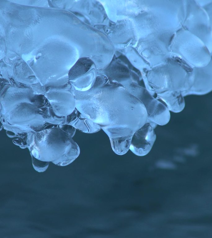 冰雪融化唯美水滴竖屏4K素材-1