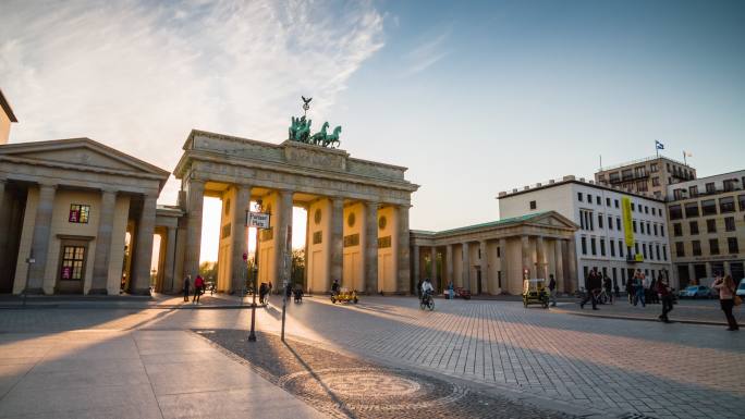 日落时分的勃兰登堡门，柏林