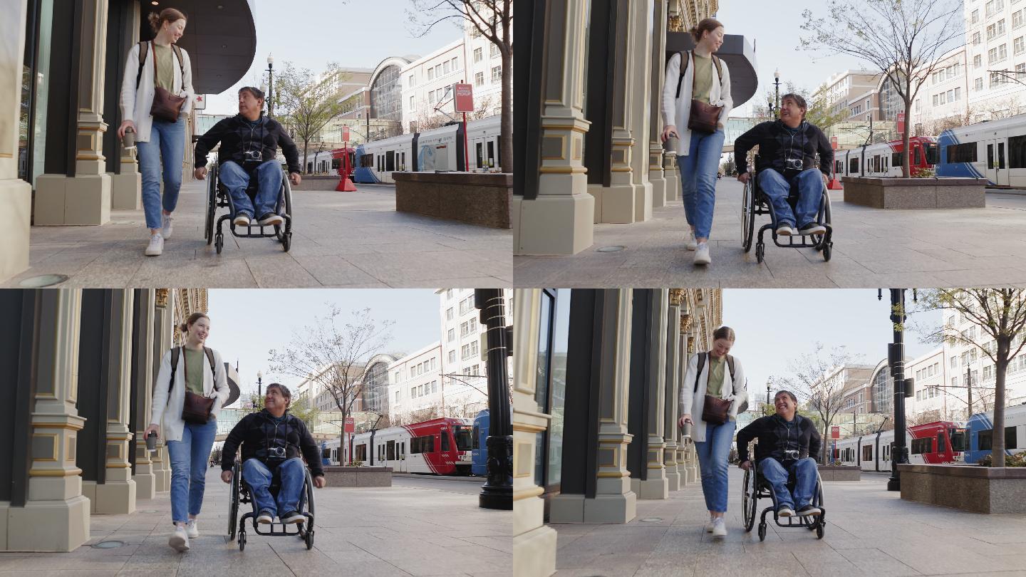 一位残疾人和一位朋友在市中心