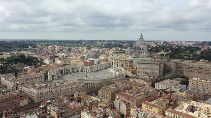 罗马圣彼得大教堂及其雄伟的广场