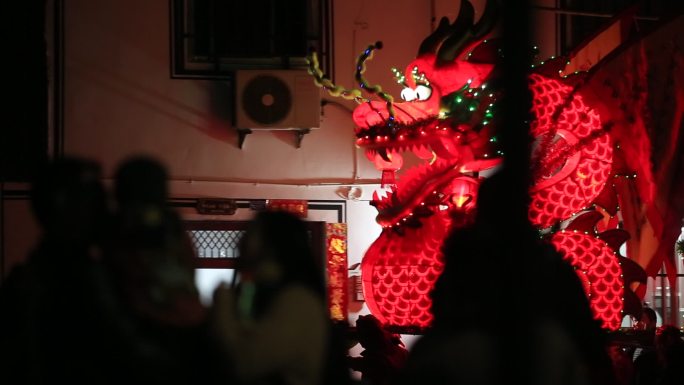 浙江绍兴诸暨传统节日元宵节元宵灯会板凳龙