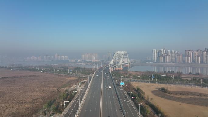 航拍襄阳东津新区六两河大桥道路交通风光