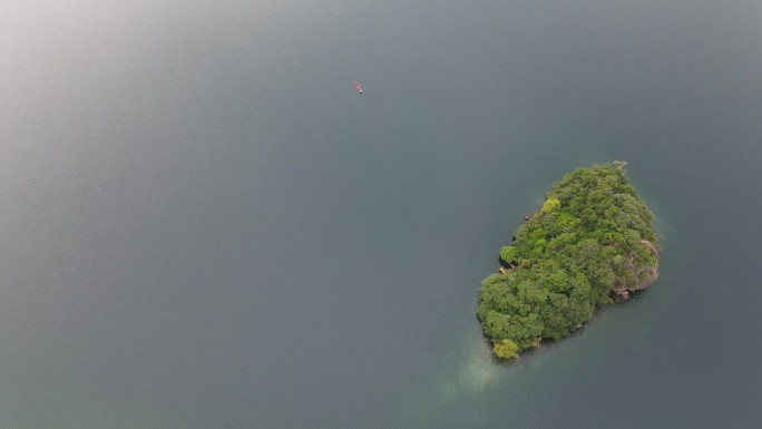 泸沽湖风光航拍