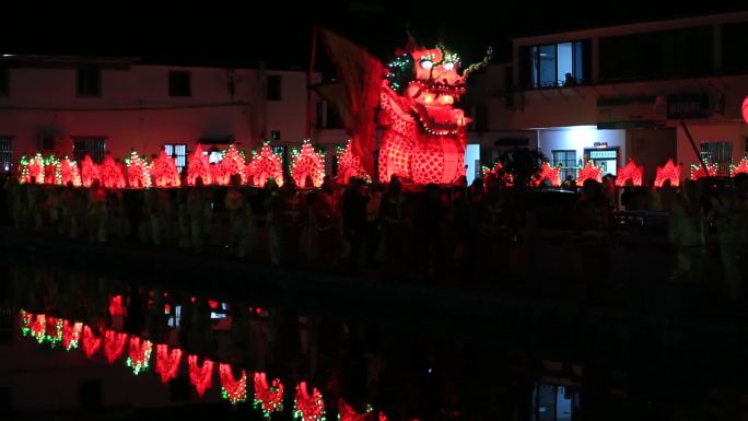 浙江绍兴诸暨传统元宵节龙灯会板凳龙原素材