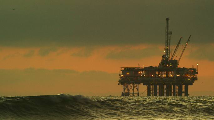 海上石油钻井平台污染工业