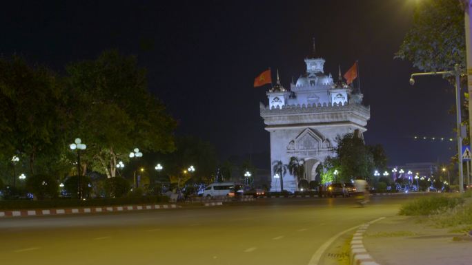 老挝首都万象地标建筑凯旋门夜景