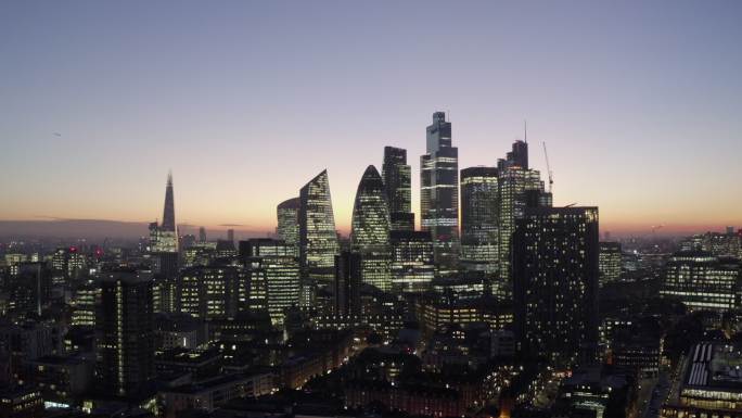 英国金融区伦敦市城市建筑快速发展航拍延时