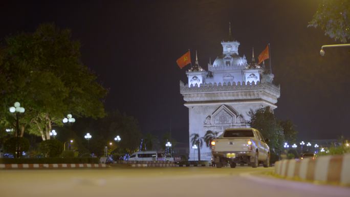 老挝首都万象地标建筑凯旋门夜景