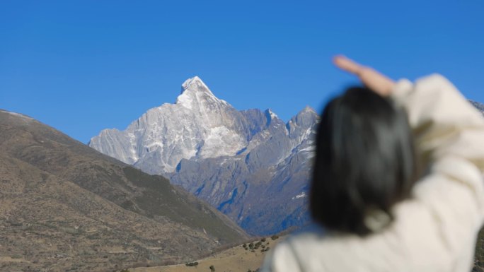 眺望雪山、四姑娘山