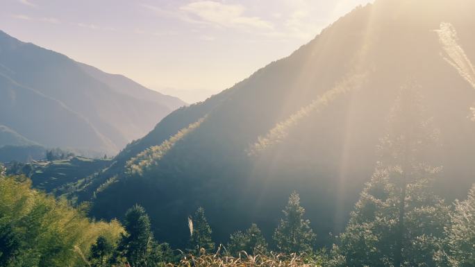 阳光山顶群山2