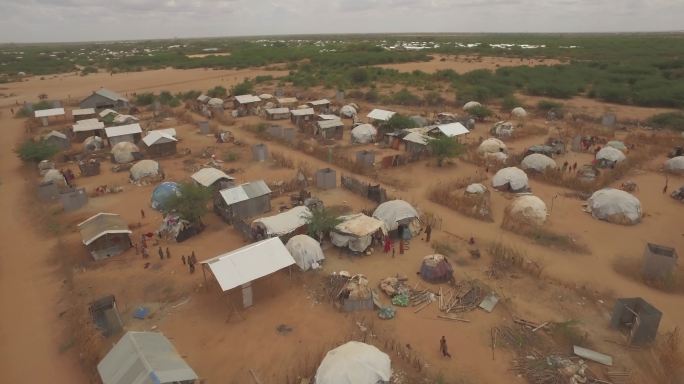 东非肯尼亚达达阿布难民营棚屋