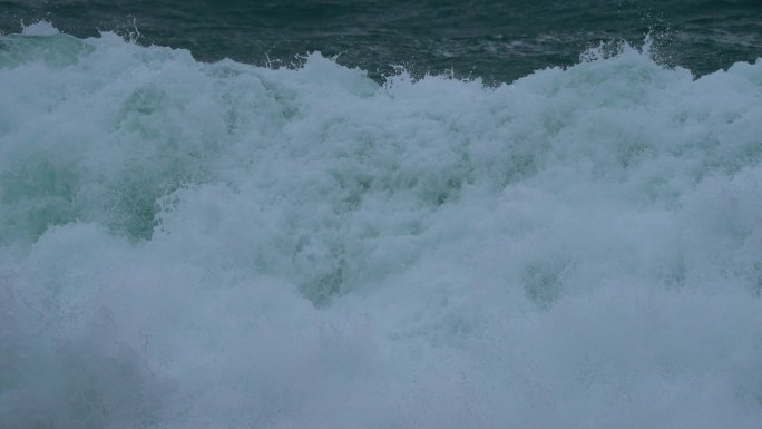 海浪沸腾-升格动画
