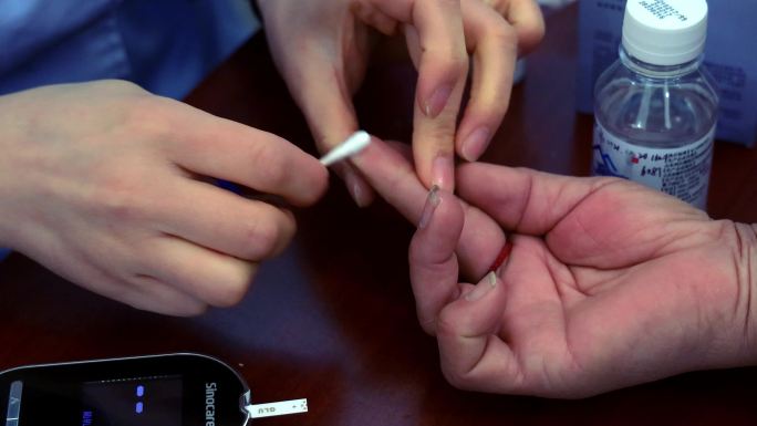 新农合 新农村 社区医疗 老年人保健