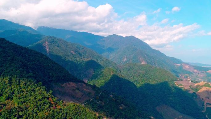 航拍高高黎贡山百花岭