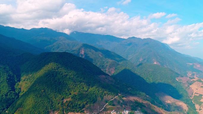 航拍高高黎贡山百花岭