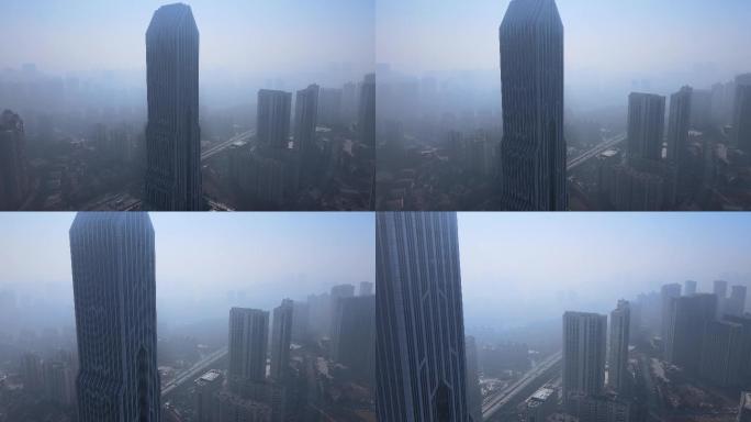 航拍城市雾霾无人机前进避开建筑飞行素材