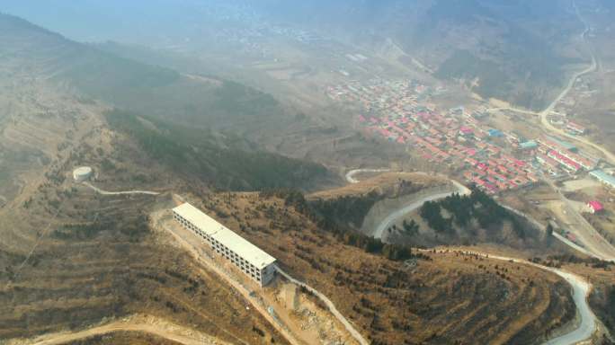 乡村山区公路村容村貌