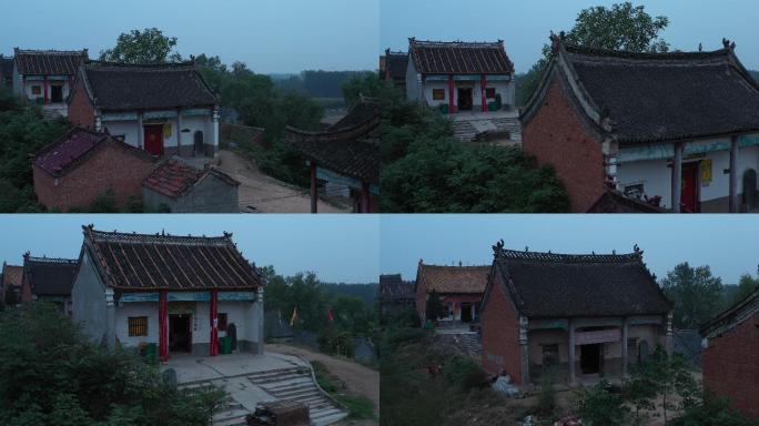 阴雨天雾烟山的寺庙