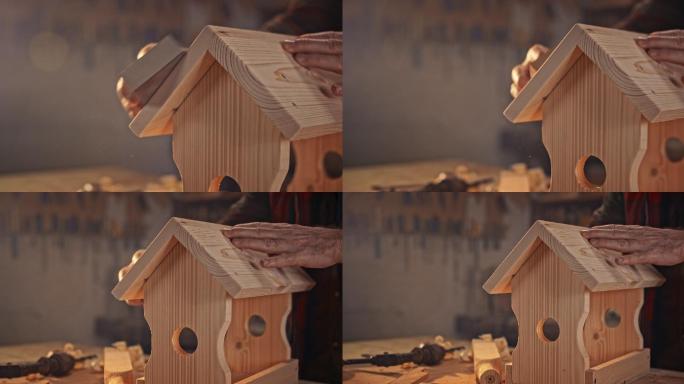 一位木匠做了一个鸟舍