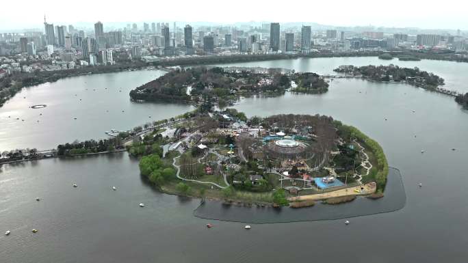 江苏南京古城墙玄武湖鸡鸣寺紫峰大厦航拍c