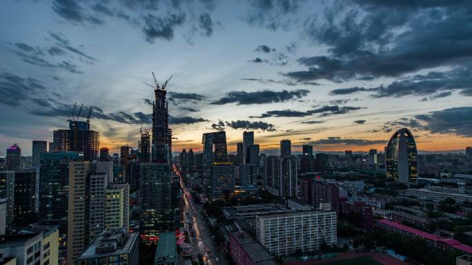 黄昏时北京天际线的俯瞰图