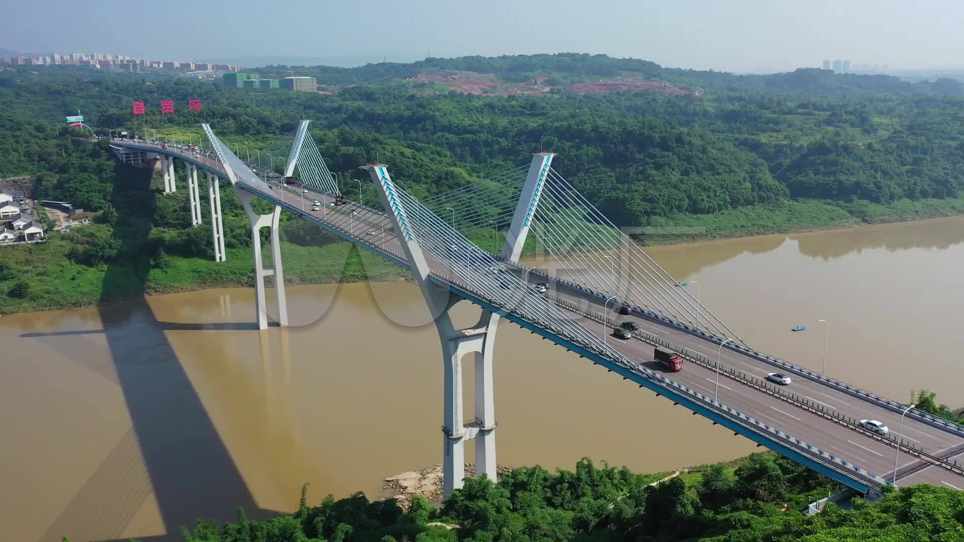 礼嘉嘉陵江大桥完成全桥涂装