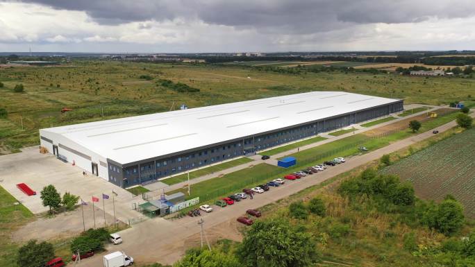 新建工厂的外部玻璃生产线生产线制造业