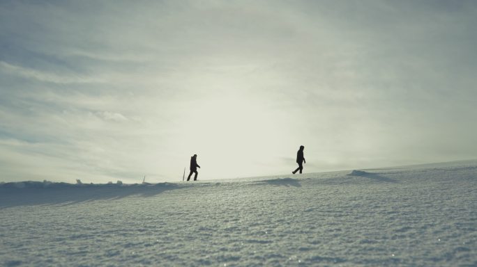 探索北极：冰上徒步旅行