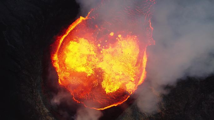 冰岛火山的喷发俯拍热能地热