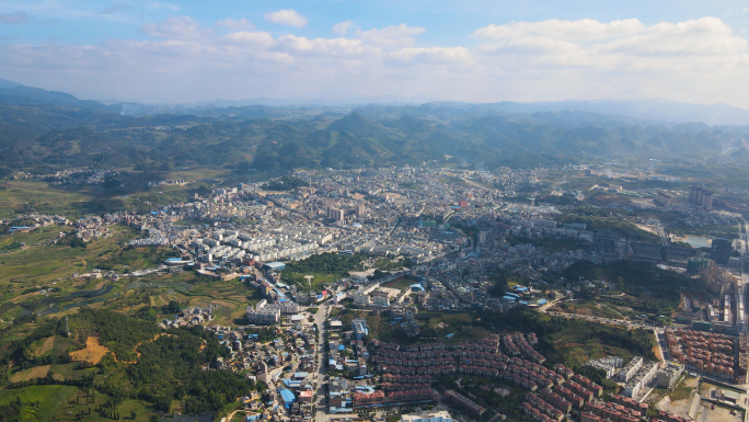 4k航拍云南丽江乡镇城市风景