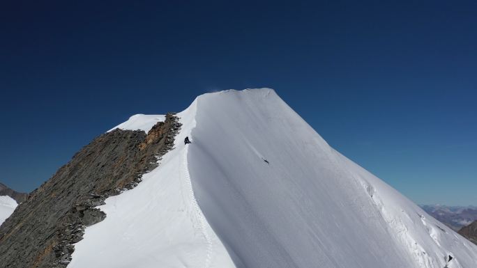 皮斯帕鲁滑雪探险冰雪冬奥会雪地运动极限项