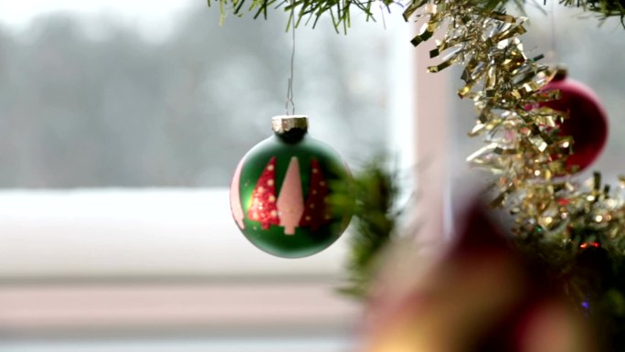 圣诞树上的装饰西方节日装典隆重