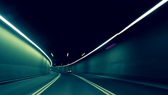隧道中的汽车视频素材